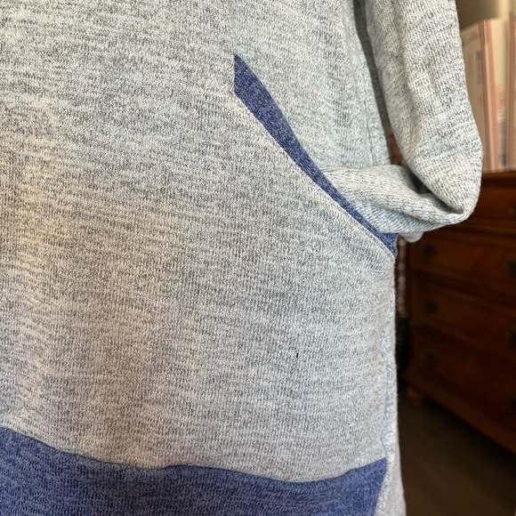 Long Sleeve Top - Picture 5 of 7